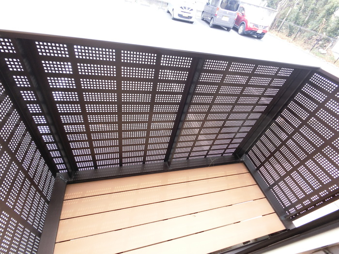 13/23 バルコニー