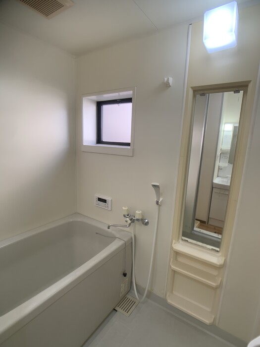8/16 浴室