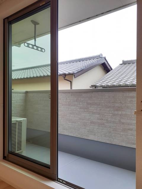 13/20 バルコニー