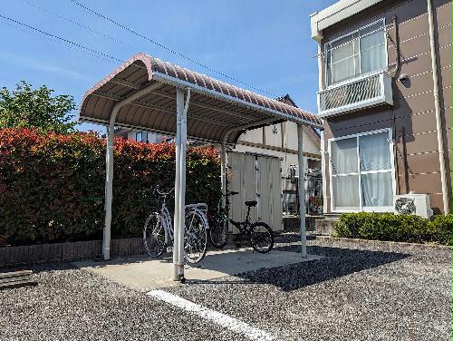 13/19 エントランス