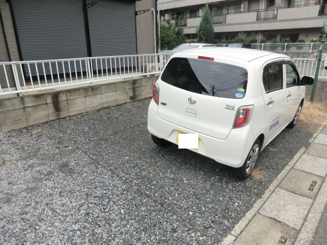 22/29 駐車場