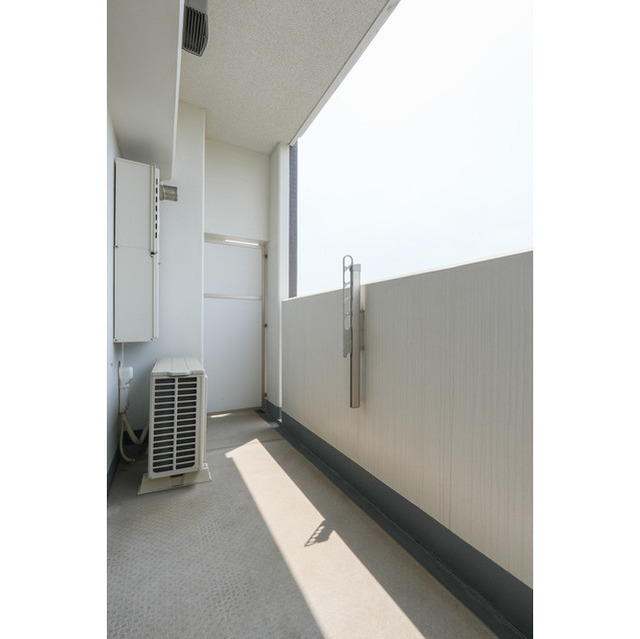 16/30 バルコニー