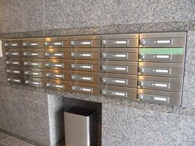 4/4 エントランス