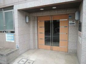 4/4 エントランス