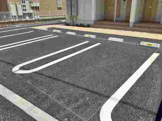 14/20 駐車場
