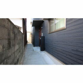 4/5 エントランス