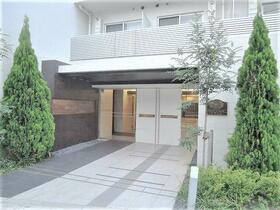 13/13 エントランス