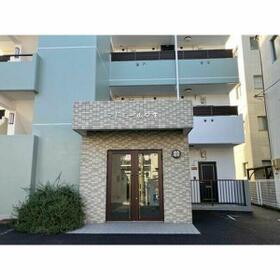 15/16 エントランス