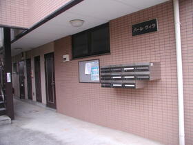 13/13 エントランス