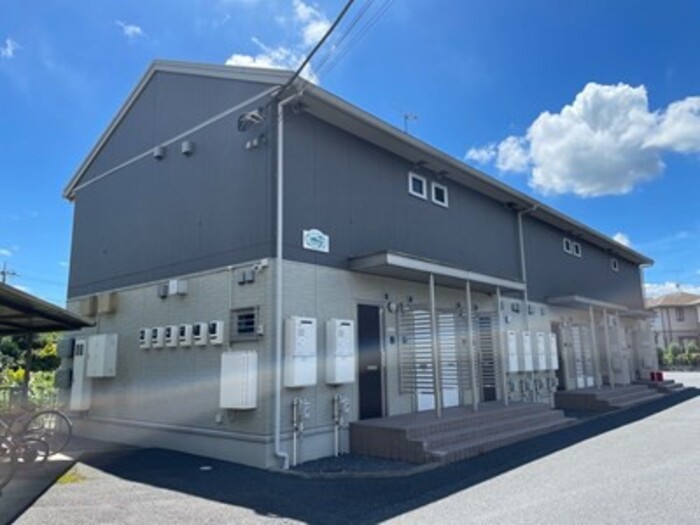 19/27 エントランス