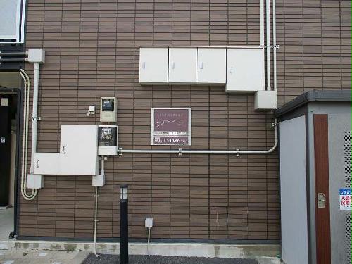 13/22 エントランス