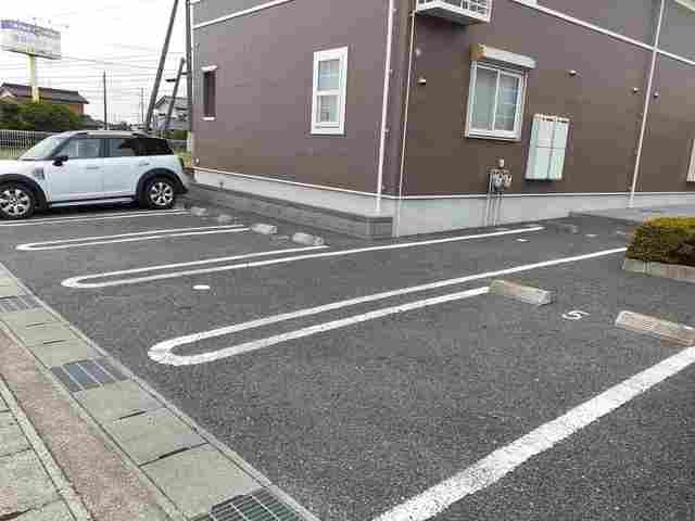 2/8 駐車場