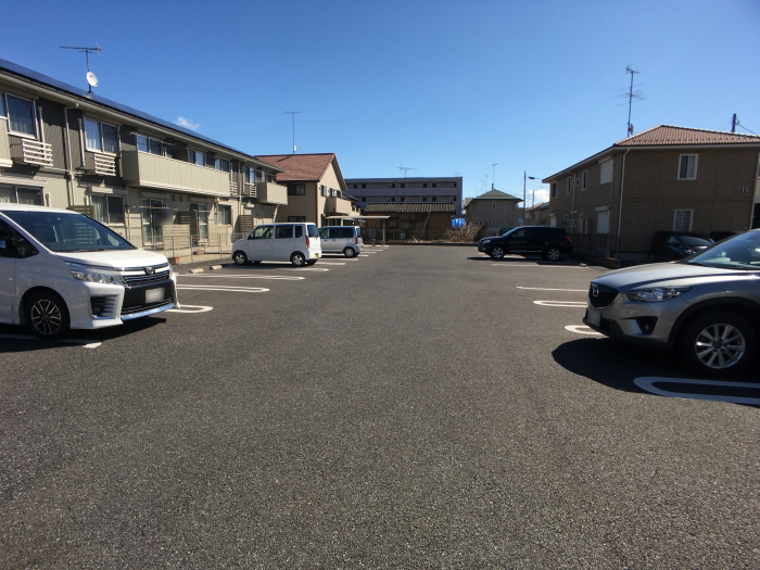 18/20 駐車場