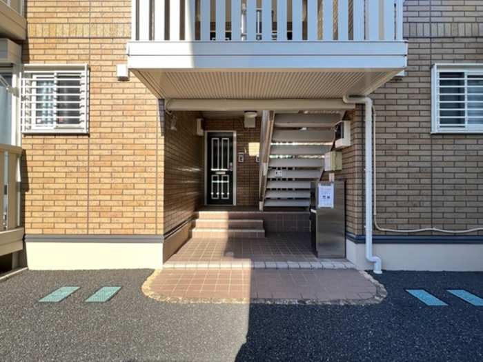 19/28 エントランス