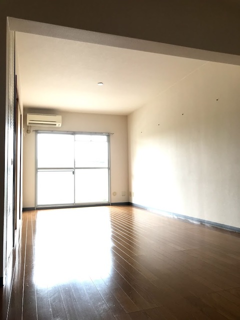 13/30 リビング/ダイニング