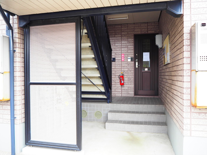 18/29 エントランス