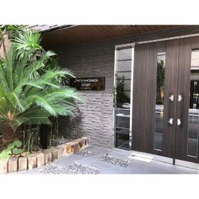 2/3 エントランス