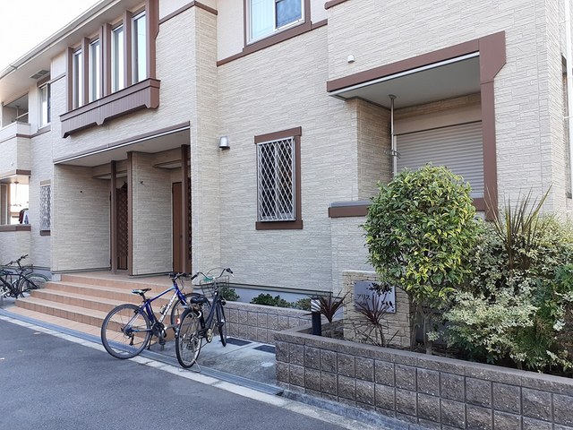 14/20 エントランス