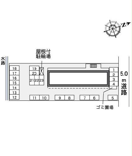15/15 駐車場
