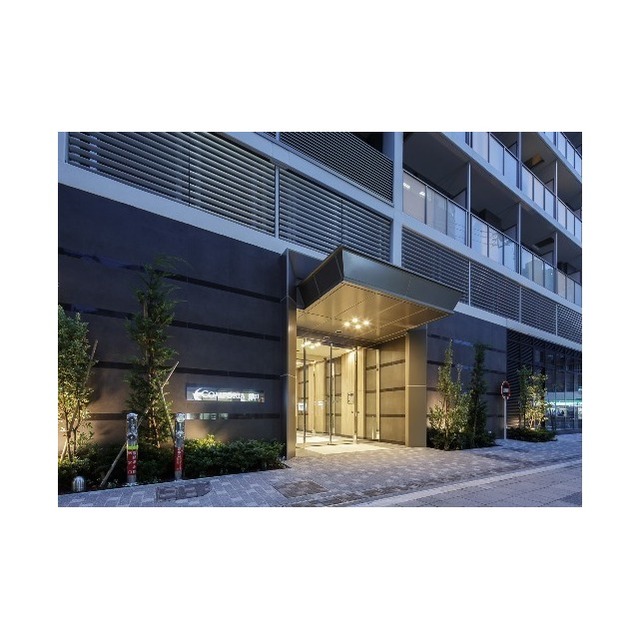 17/26 エントランス