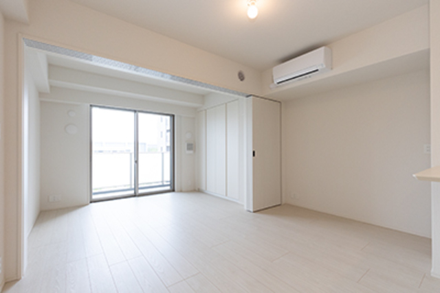 14/30 リビング/ダイニング