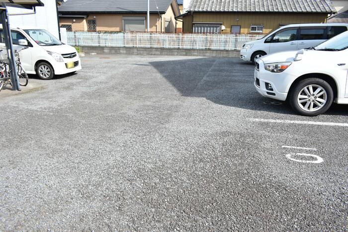2/2 駐車場