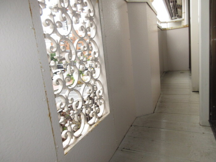 13/20 バルコニー