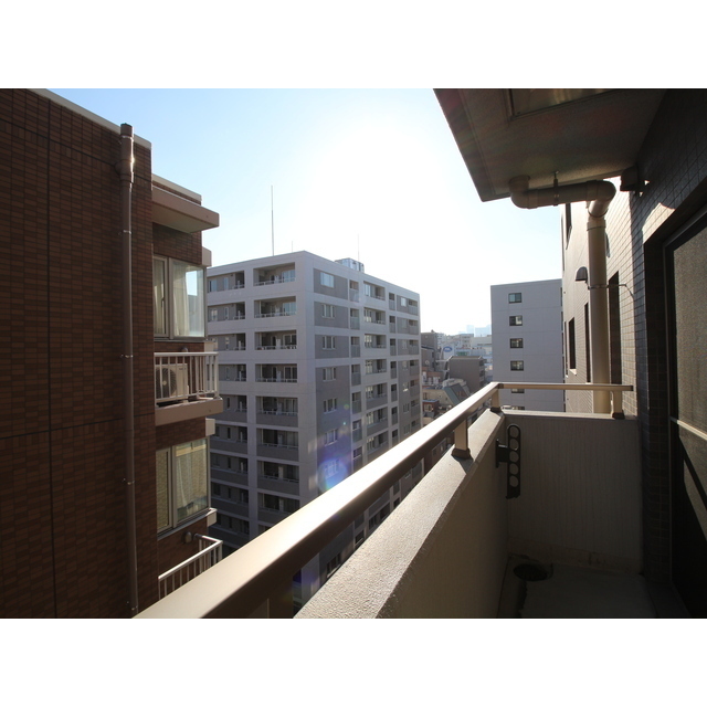 2/4 エントランス