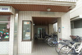 3/4 エントランス