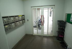 4/4 エントランス