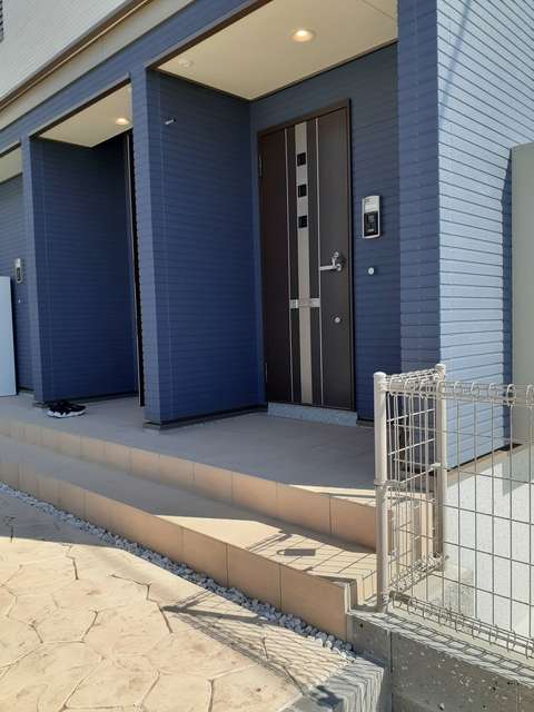 14/20 エントランス