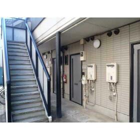 16/20 エントランス