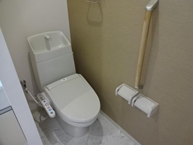 16/30 トイレ