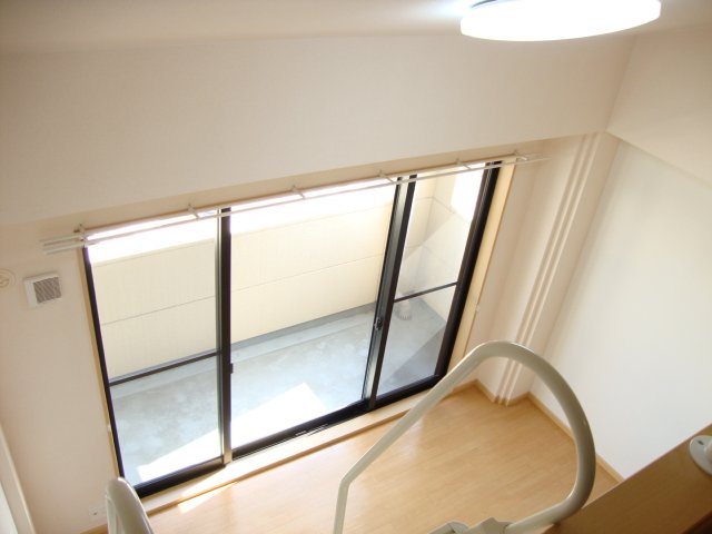 18/29 バルコニー