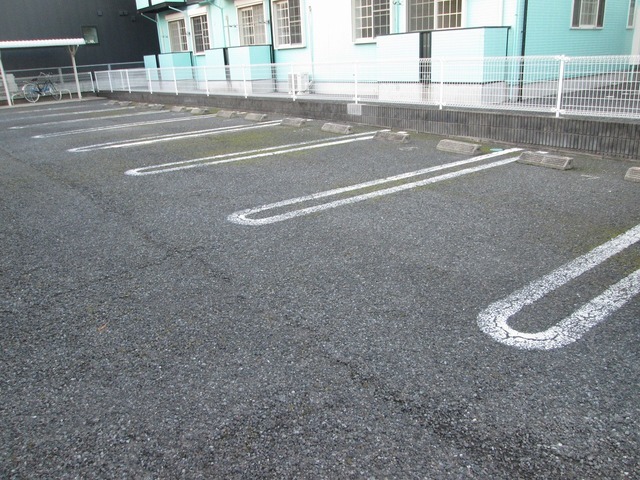 20/26 駐車場