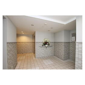 3/4 エントランス