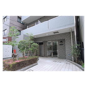 4/4 エントランス