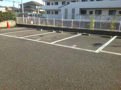 14/23 駐車場