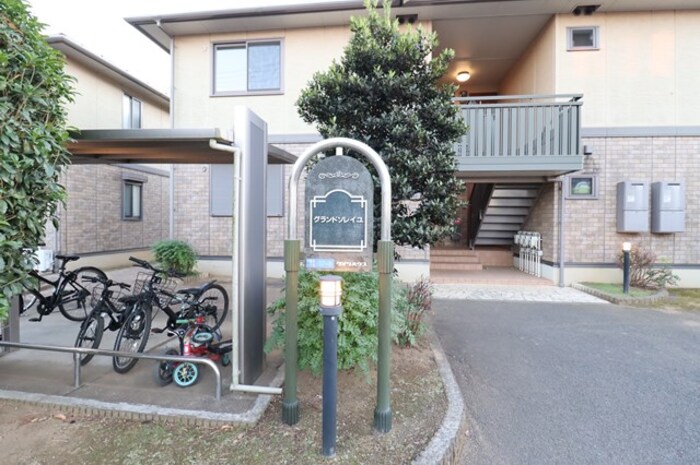 18/20 エントランス