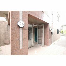 15/16 エントランス