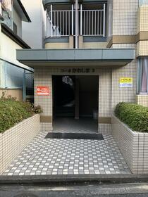 2/2 エントランス