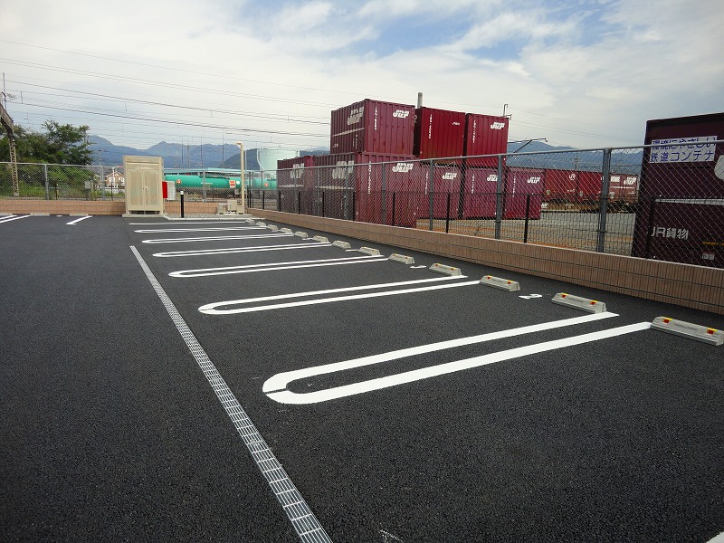 14/20 駐車場