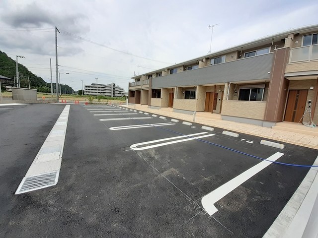 14/20 駐車場
