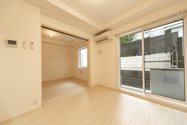 13/29 リビング/ダイニング