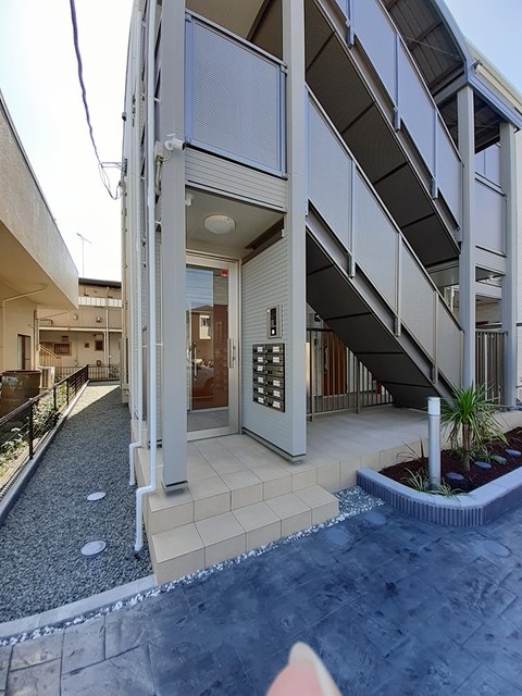 17/24 エントランス