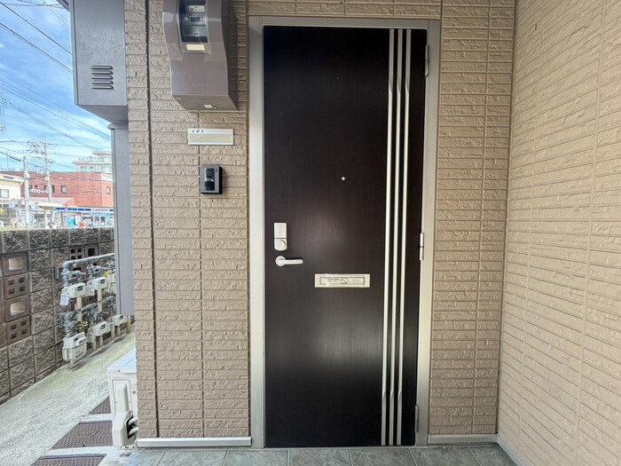 19/20 エントランス