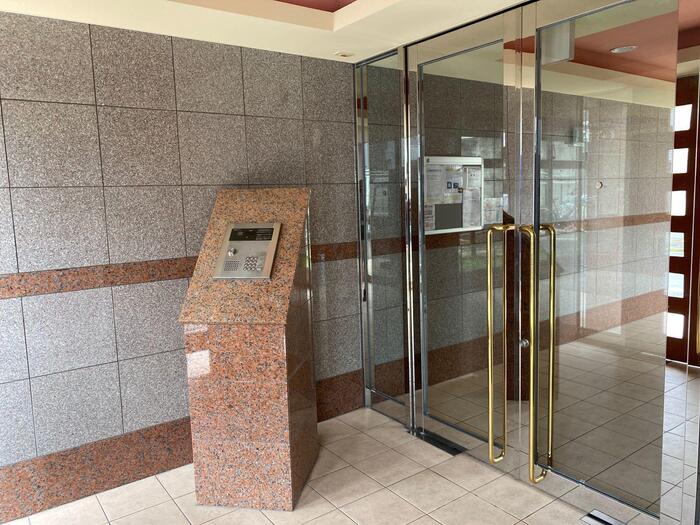 17/18 エントランス