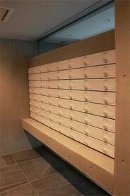 14/14 エントランス