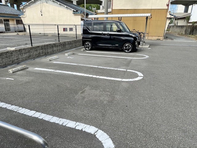 14/20 駐車場