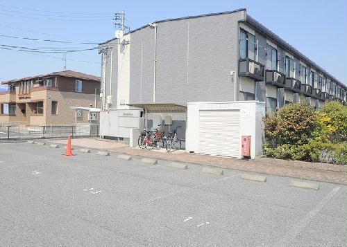 2/5 駐車場